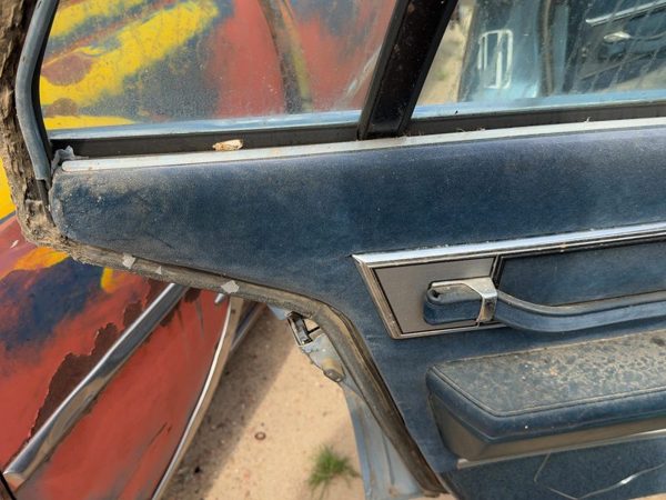 1986-1991 Olds 88 Driver Left Rear Door Trim Panel With Switches Back Blue — photo 3