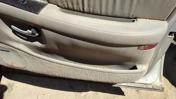 1997-03 Park Ave Ultra Passenger Right Front Inside Door Trim Panel Only Tan 562 — photo 7