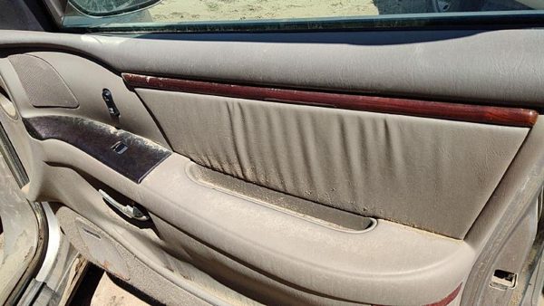 1997-03 Park Ave Ultra Passenger Right Front Inside Door Trim Panel Only Tan 562 — photo 3