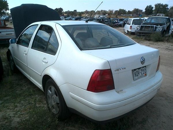 2000 Volkswagen Jetta — vehicle photo 5