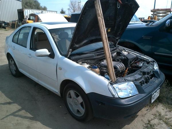 2000 Volkswagen Jetta — vehicle photo 1