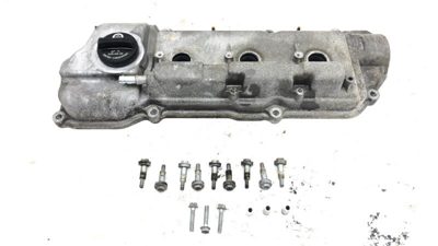 2006 Toyota Highlander Left Valve Cover OEM 3.3L 112020A051