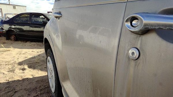 2002 Chrysler PT Cruiser Rear Door RH Pkj Light Almond — photo 4