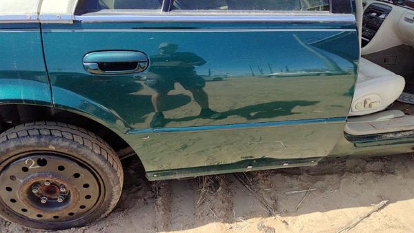 1999 Cadillac Seville Rear Door RH Green — photo 5