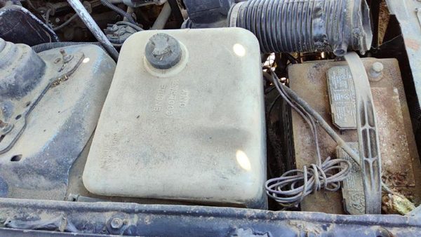 82-92 Chevy Camaro Coolant Reservoir Radiator Overflow Tank Bottle Oem 2.8l — photo 2
