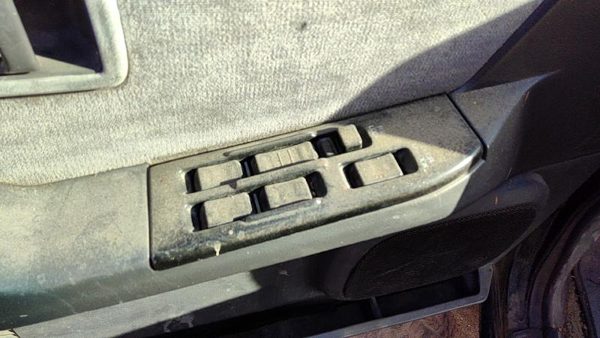 89-95 Nissan Pathfinder Driver Left Front Power Window Master Control Switch Oem — photo 1