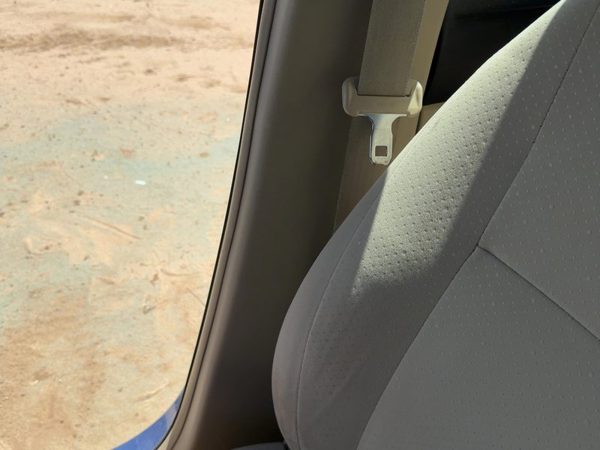2004-2009 Toyota Prius Passenger Right Lower B Pillar Trim Panel OEM — photo 3