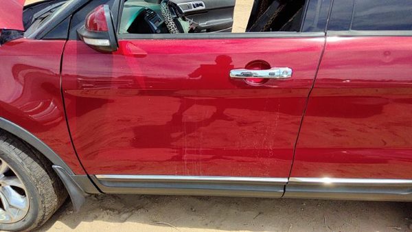 2014 Ford Explorer Front Door LH Ruby Red Rr — photo 2