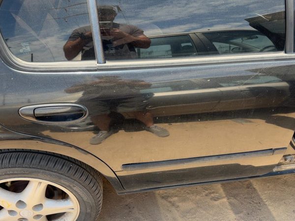 1998 Nissan Maxima Rear Door RH Super Black KH3 — photo 2