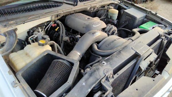 2001 Suburban 1500 Upper Control Arm Front LH — photo 8