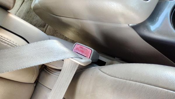 2004 Toyota Sienna Passenger Right Front Seat Belt Buckle Receiver Oem Fawn 41 — photo 4