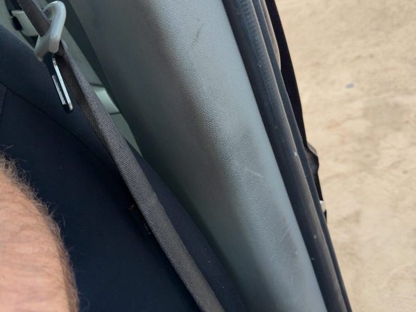 05-09 Chevy Equinox Driver Left Lower B-Pillar Trim Panel Light Gray 14B — photo 4
