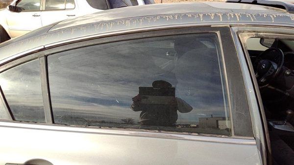 2007-2012 Nissan Altima Passenger Right Rear Side Window Door Glass Oem Back — photo 1