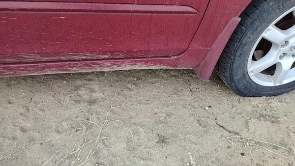 02-06 Nissan Altima Passenger Right Front Lower Rocker Panel Moulding Side Skirt — photo 2