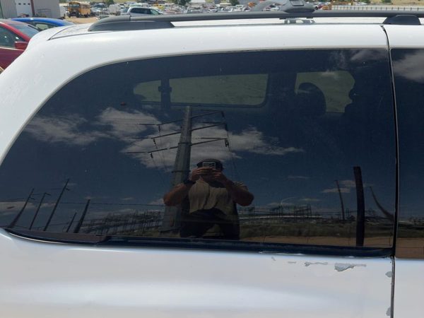 96-00 Town & Country Passenger Right Rear Quarter Glass Back Side Window 119" Wb — photo 3