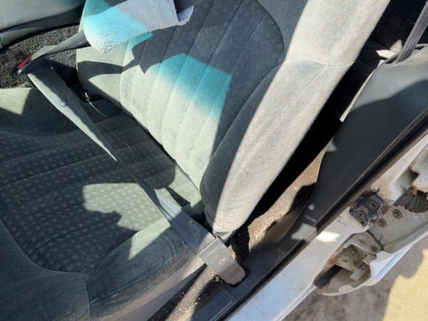 01-05 S10 Blazer Driver Left Front Seat Belt Retractor Oem Shoulder Graphite 12H — photo 4