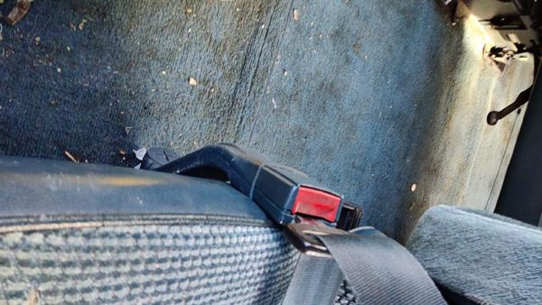 1985-1994 Gmc Safari Driver Left Front Seat Belt Buckle Receiver Oem Blue — photo 5