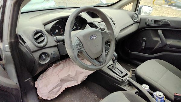 2017 Ford Fiesta — vehicle photo 5