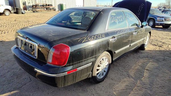 2005 Hyundai XG350 Crossmember/cradle/undercarria 3.5L AT — photo 8