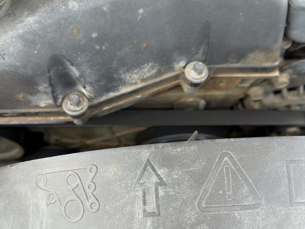 2004-2007 Buick Rainier Timing Cover Oem 4.2L 12601932 — photo 1