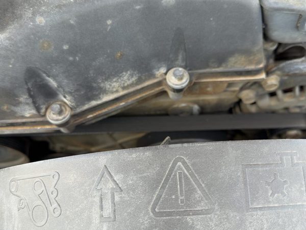 2004-2007 Buick Rainier Timing Cover Oem 4.2L 12601932 — photo 4