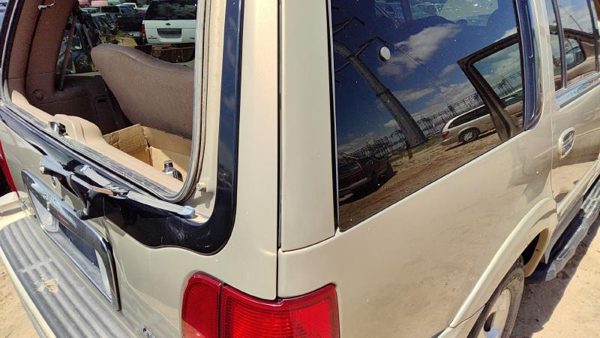 98-99 Lincoln Navigator Passenger Right Rear Moulding On Quarter Panel Gold Bi — photo 6
