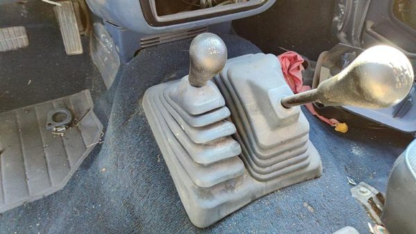 93-95 Nissan Pathfinder 4X4 Shifter Lever Assembly With Linkage 4Wd T Case Shift — photo 4