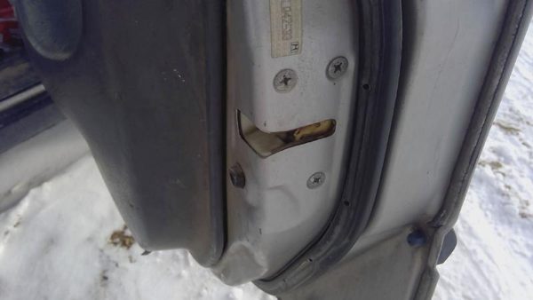 1996-2000 Honda Civic Passenger Right Front Door Latch With Rods/Cables Oem — photo 1