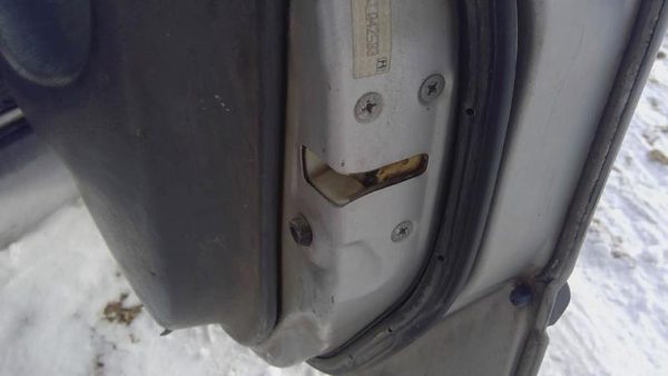 1996-2000 Honda Civic Passenger Right Front Door Latch With Rods/Cables Oem — photo 2