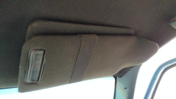 82-94 Chevy S10 Blazer Passenger Right Sun Visor Oem Black — photo 1