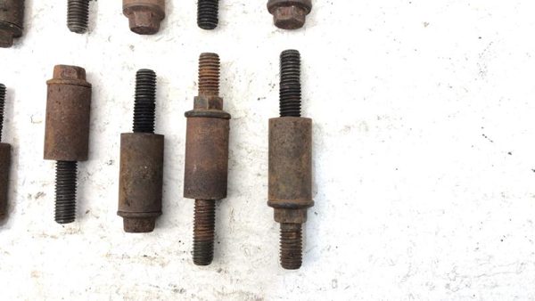 1999-2002 Dodge Ram 2500 Set Of Bolts For Exhaust Manifold Hardware 5.9L Cummins — photo 5