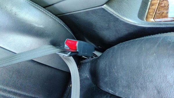2004-2005 Hyundai Xg350 Passenger Right Front Seat Belt Buckle Receiver Black — photo 5