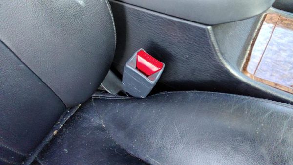 2004-2005 Hyundai Xg350 Passenger Right Front Seat Belt Buckle Receiver Black — photo 4