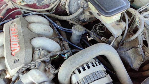 1988-1994 S10 Blazer Driver Left Valve Cover Oem 4.3L — photo 3