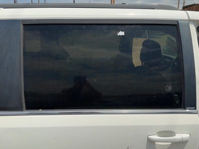 08-16 Town & Country Passenger Right Rear Side Window Door Glass Oem Back