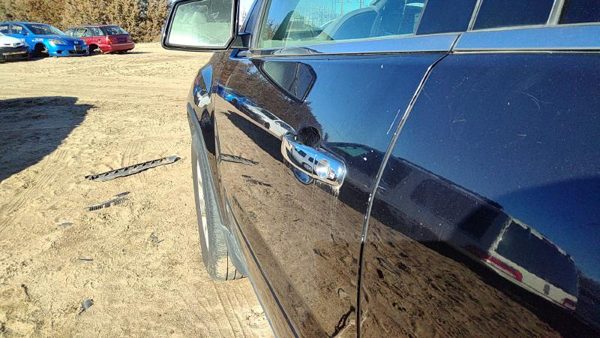 2009 GMC Acadia Front Door LH 58U Carbon Black 25997630 — photo 5
