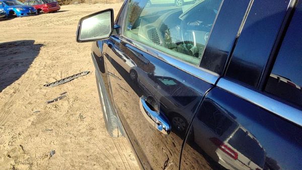2009 GMC Acadia Front Door LH 58U Carbon Black 25997630 — photo 3
