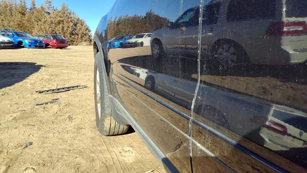 2009 GMC Acadia Front Door LH 58U Carbon Black 25997630 — photo 7