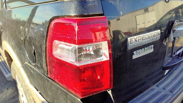 2007-2017 Ford Expedition Driver Left Tail Light Brake Lamp Oem Rear 7L1z13405aa — photo 1