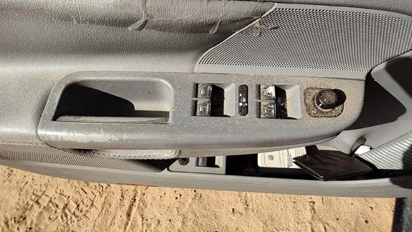 2006 Volkswagen Jetta Door Switch Front Vw — photo 3