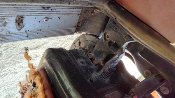 1984 Jeep Grand Rear Door Hinge RH J5455206 — photo 5