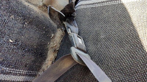1980-1986 Ford F150 Driver Left Front Seat Belt Buckle Receiver Oem Blue — photo 4
