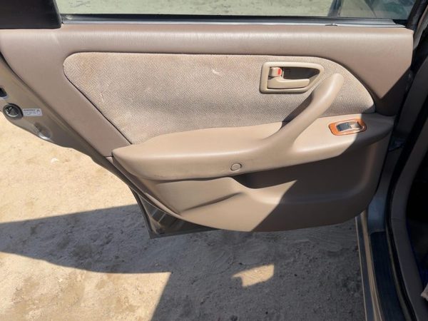 99-01 Toyota Camry Driver Left Rear Door Trim Panel With Switches Back Oak Ft4 — photo 1