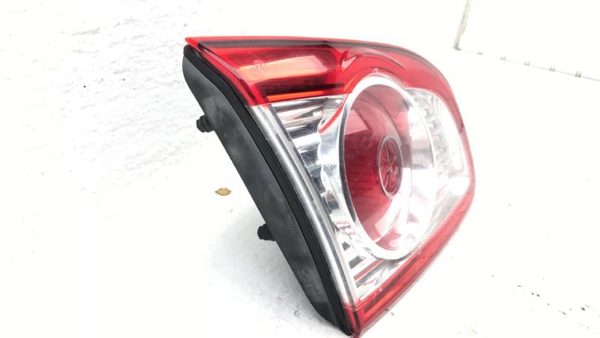 10-12 Hyundai Santa Fe Driver Left Inner Tail Light Brake Lamp Rear Gate Mounted — photo 5