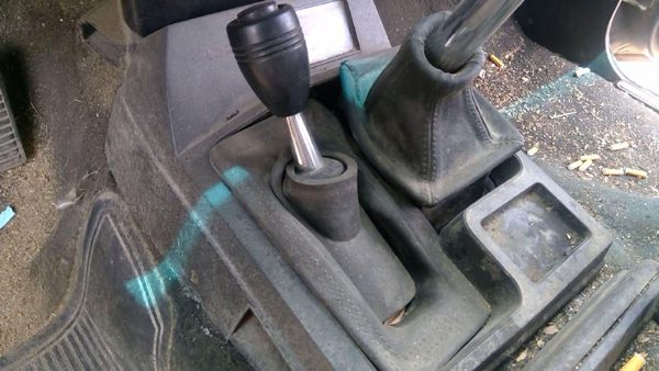 1988 S10 Blazer 4x4 Shifter Lever Assembly with Linkage 4wd Transfer Case Shift — photo 3