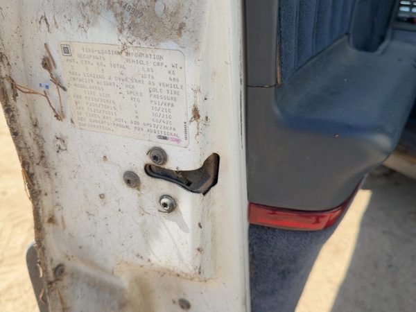 1991-1999 Olds Eighty Eight Driver Left Front Door Latch With Rods/Cables Oem — photo 2