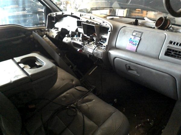 2001 Ford F-350 Super Duty — vehicle photo 4