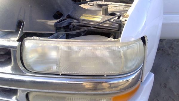 2005 Suburban 1500 Headlamp Assembly LH Chevy — photo 2