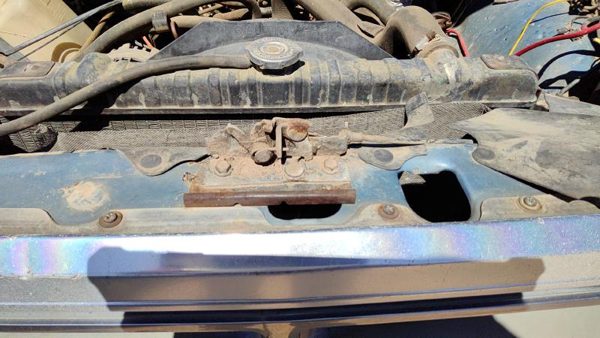 1986-1990 Dodge Ram W150 Hood Latch Assembly With Bracket Oem — photo 4