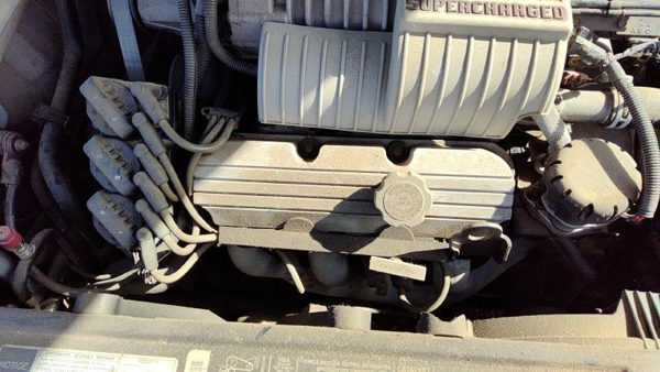 1991-1992 Buick Park Ave Ultra Front Cylinder Head Assembly 3.8L Supercharged — photo 1